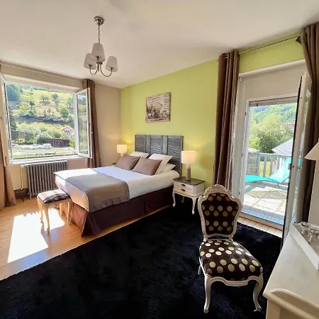 D'hotes Les Ecrins 3* Орбе
