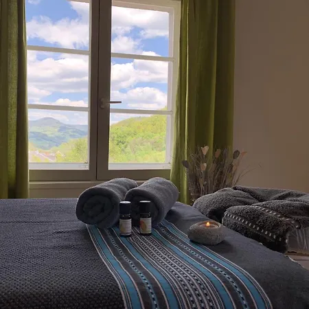 Les écrins - With Jacuzzi