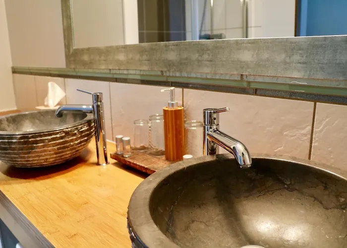 Les Ecrins - With Jacuzzi