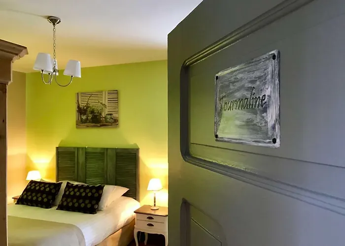 Les Ecrins - With Jacuzzi 3*